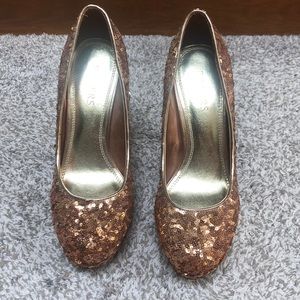 Women’s shoes